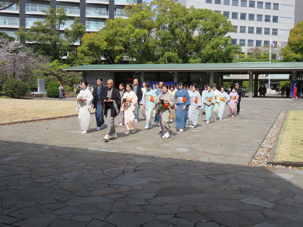  千鳥ヶ淵戦没者墓苑奉仕茶会 