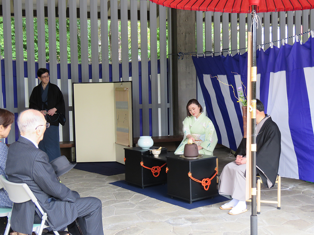  千鳥ヶ淵戦没者墓苑奉仕茶会 