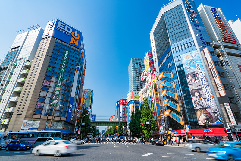 【困惑】久しぶりに秋葉原に行ったらプレステが好きそうな街になってた件