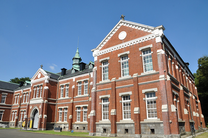 近世の芸能と地域社会 神田由築著 近世の芸能興行と地域社会 - 東京大学出版会