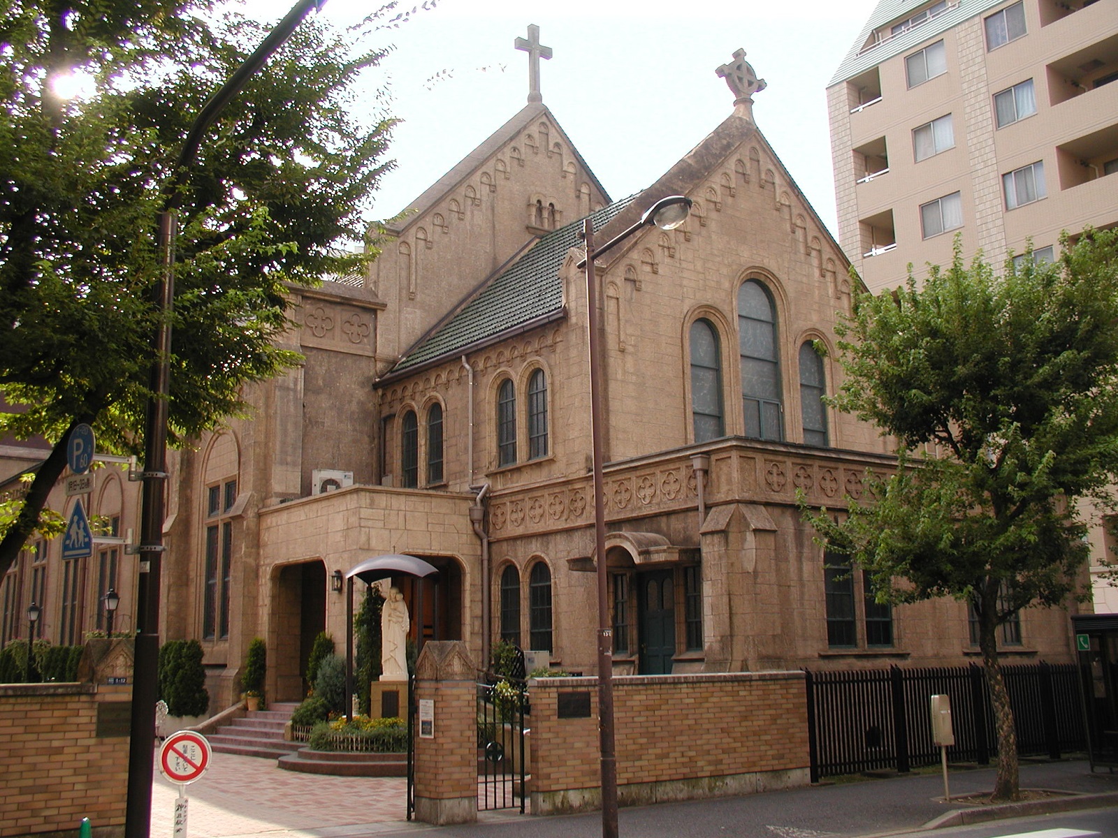  カトリック神田教会聖堂 