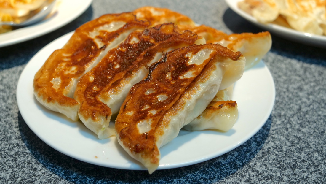  神田餃子屋 本店（天鴻餃子房） 