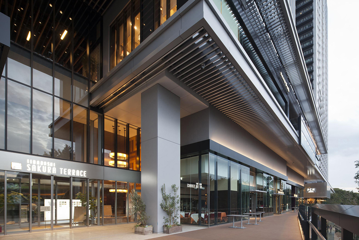 飯田橋サクラテラス