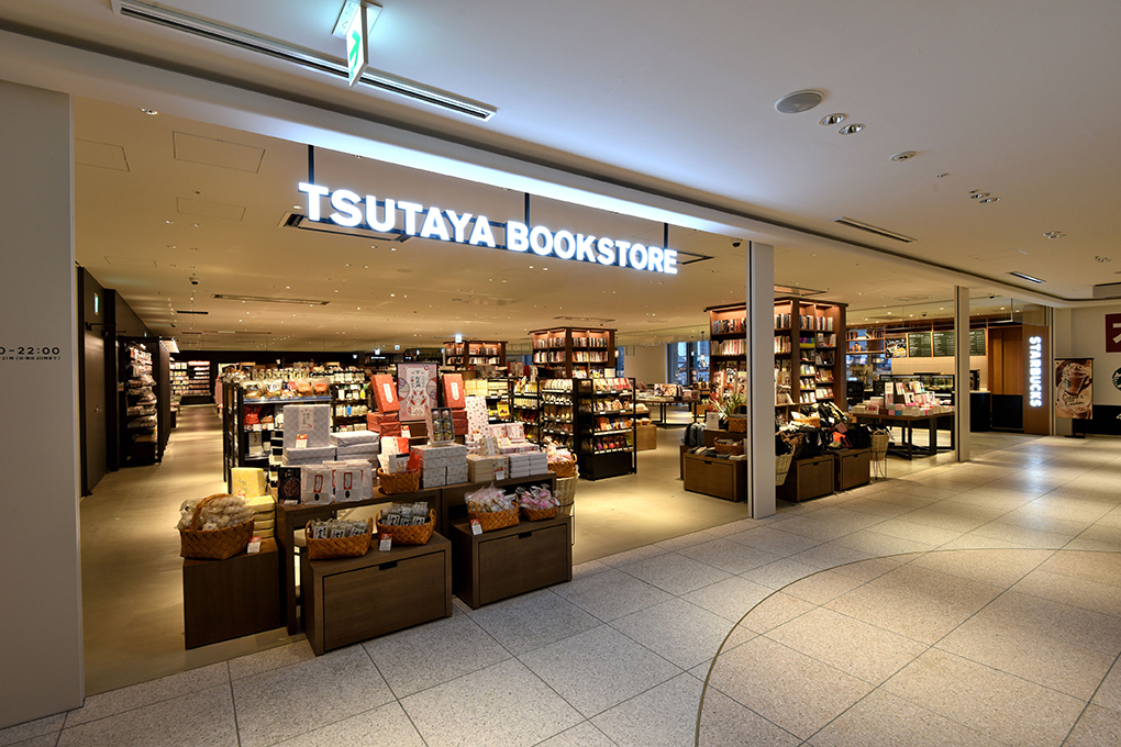  TSUTAYA BOOKSTORE MARUNOUCHI 